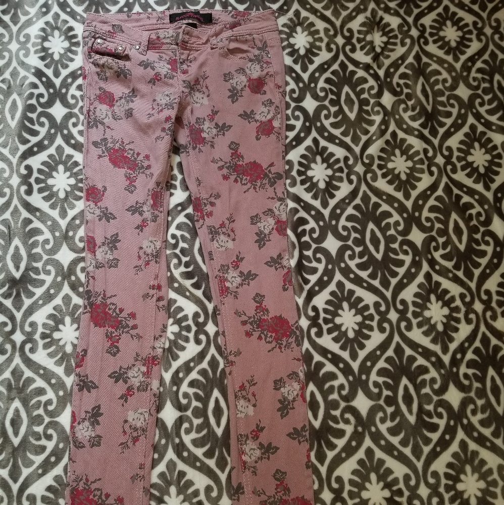 Almost famous floral skinny jeans!